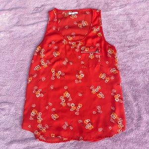 Floral Coral red scoop neck tank